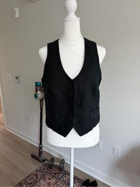Linen vest